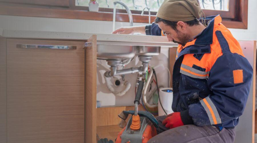 Professional septic pumping service in Mirando City, TX